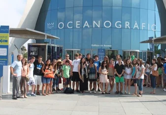 Students at Oceanografic