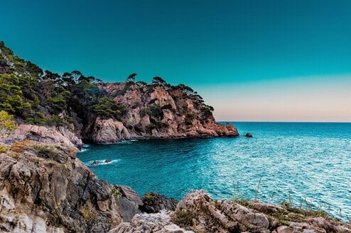 Spain, courtesy of Drew Dizzy Graham - Unsplash