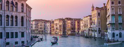 Italy Banner Image (Unsplash)