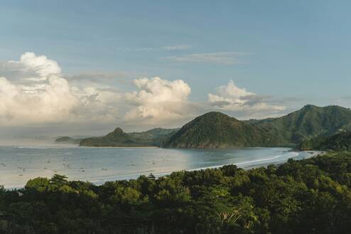 The coastline on a sunny day 
