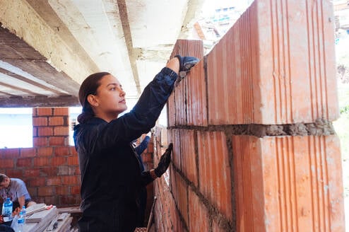 Affordable Construction Programs with IVHQ 