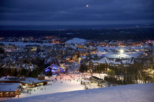 BUNAC: Work in Canada BUNAC Work Canada Blue Mountain Resort