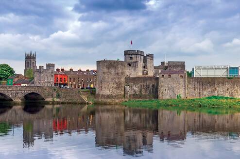 summer study abroad program in limerick ireland