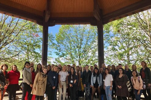 A Picnic with the Other Au Pairs in France  Thumbnail