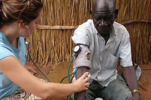 Volunteer in Tanzania to help village dispensaries
