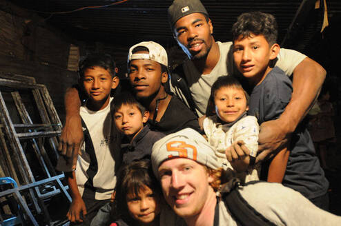 College team / Cultural Immersion 