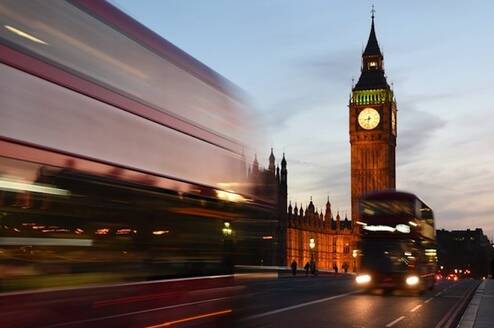 Tips to Land a Paid Internship in London Featured