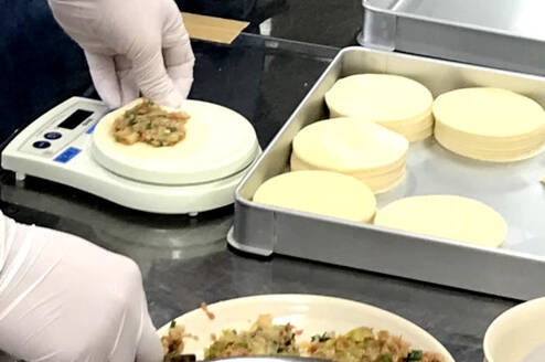 gyoza making