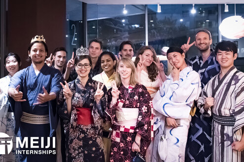 Study, work and enjoy fun events in Japan! Trying on traditional Japanese Yukata with our Meiji Interns