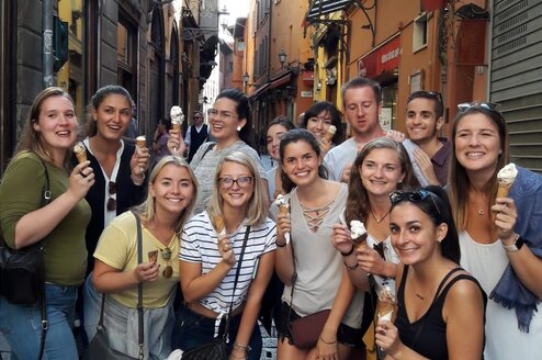 Students enjoying Gelato on excursion in Pisa