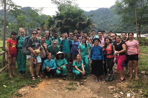 Vietnam team with host family
