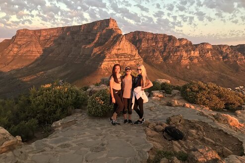 6 Types of Volunteer Vacations