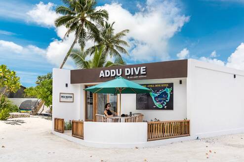 ADDU DIVE  