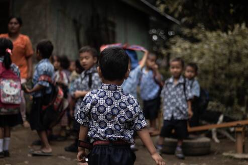 kids playing lombok village