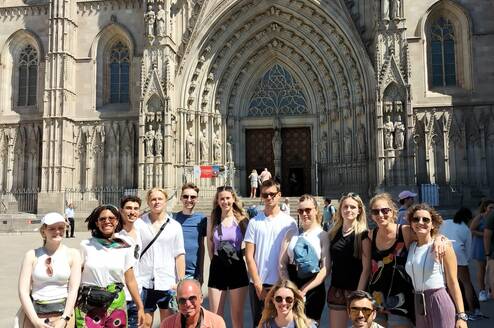 Volunteer in Spain with IVHQ