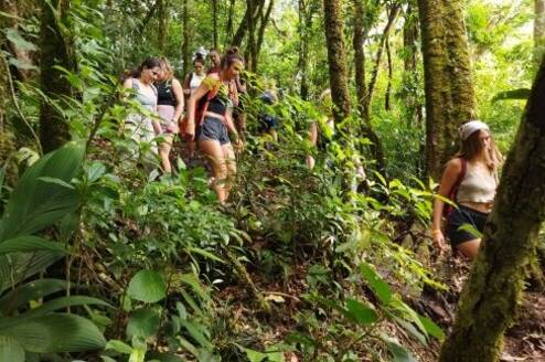 Girls hiking in Monteverde
