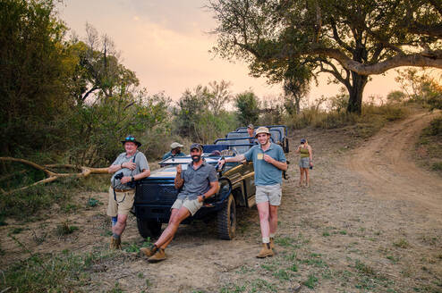 The Bushwise 60-day students taking a relaxing coffee break.