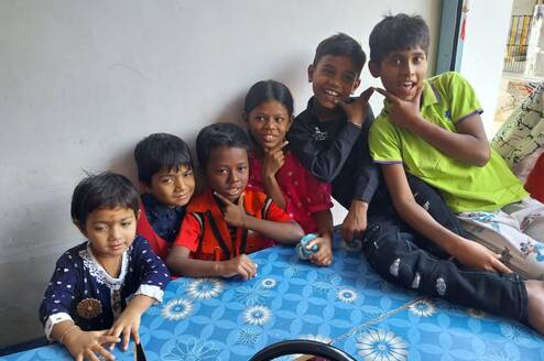 Volunteer Abroad Mission for Slum Kids