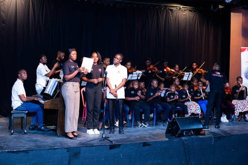 MHT students performing at the MM charity concert 2024 