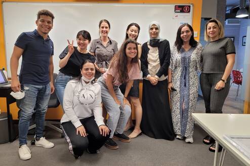 English Students in Dubai