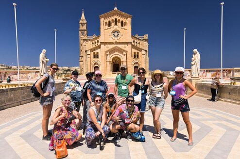 Angloville: Discover the World 