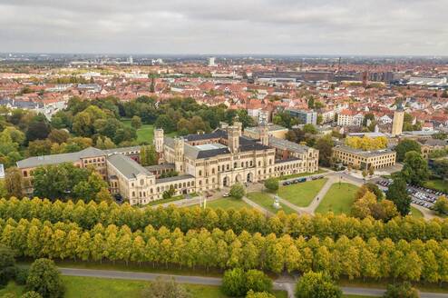 Leibniz University Hannover