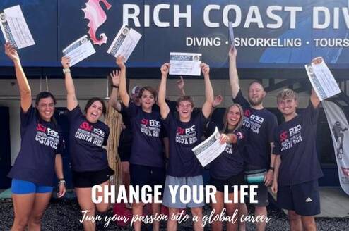 Diveinstructors celebrating their achievement