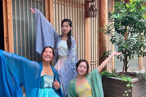 Hanfu with Friends