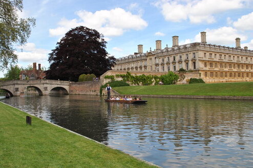 Oxford Royale Academy | Summer School in Cambridge, England Thumbnail