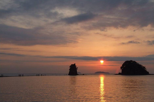 Teaching Jobs in Korea - Teach in Korea with Footprints Thumbnail