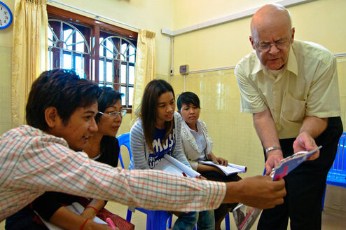 Rural experience teaching English on the Mekong River Thumbnail