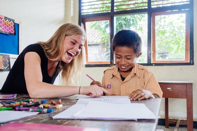 Teaching volunteer in Bali with IVHQ