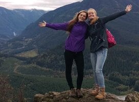 Dutch students visit Rattlesnake Ledge in Washington State.