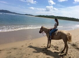 study abroad student in costa rica summer