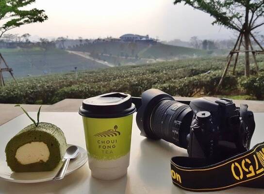 Camera and horizons