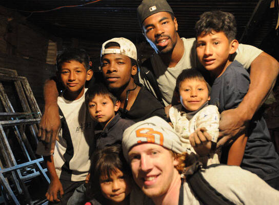 College team / Cultural Immersion 
