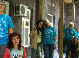 AiP volunteers & museum staff work together