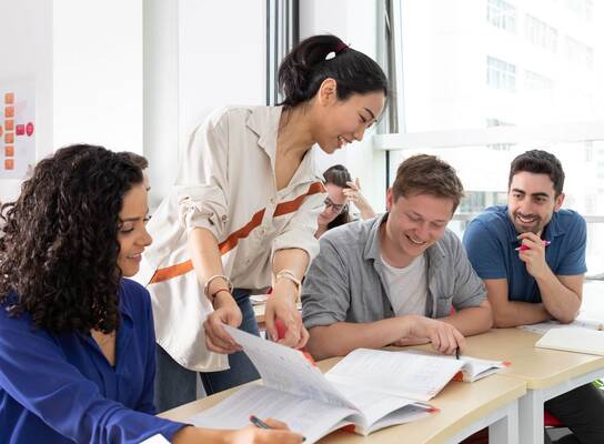 students-and-teacher-during-intensive-class