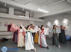 Chinese traditional dance class