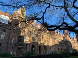 Summer High School at Cambridge International Academy in the UK
