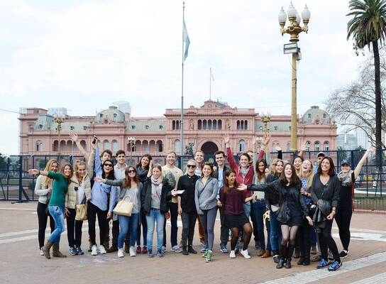 Walking tour around the city center