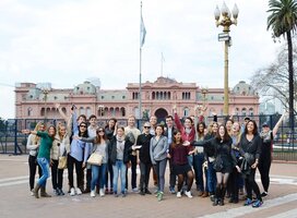 Walking tour around the city center