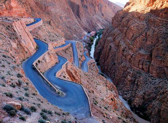 dades