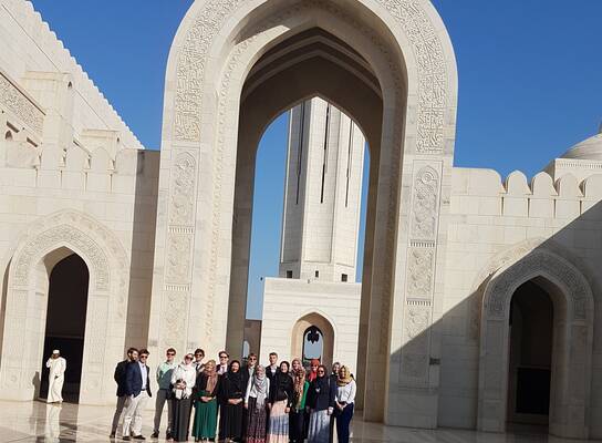 Students visit Grand Mosque