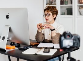 Spanish Tutor with Language Academia