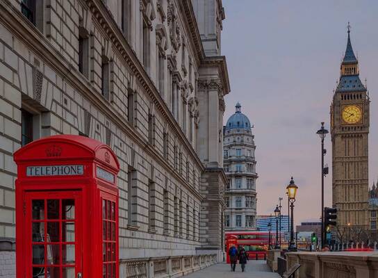 ISA Internships in London, England