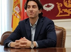Intern in madrid