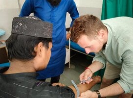 volunteer in medical clinic