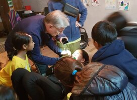 kids are having dental checkup