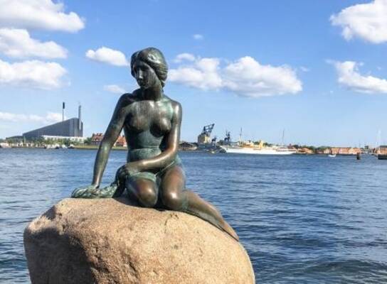 Little Mermaid statue in Copenhagen